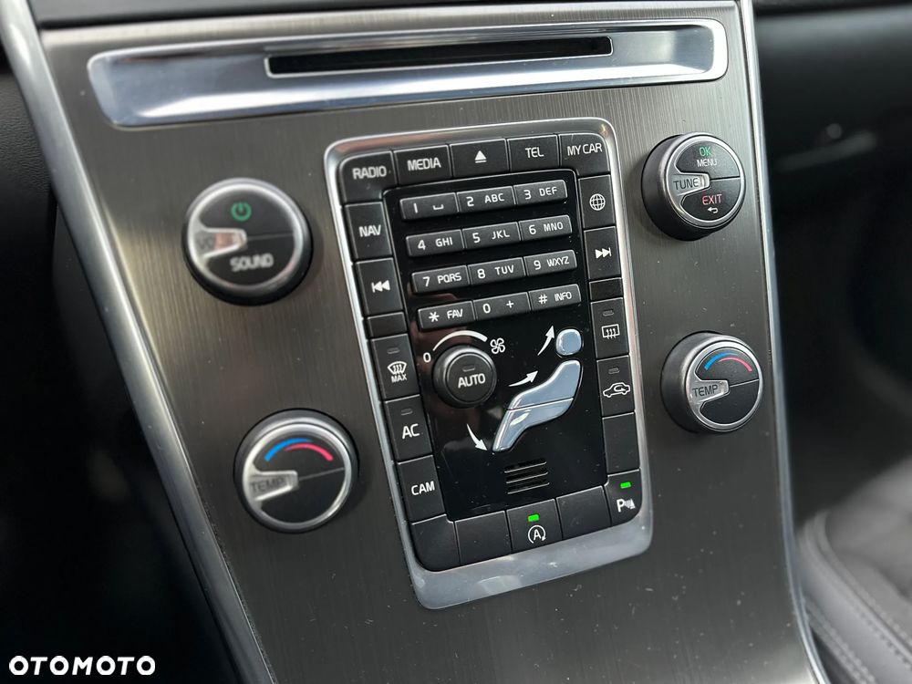 Volvo XC 60 D3 Momentum - 20