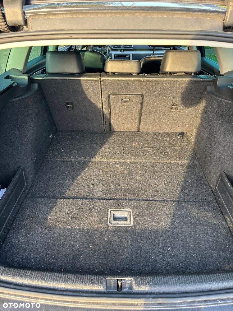Volkswagen Passat - 6