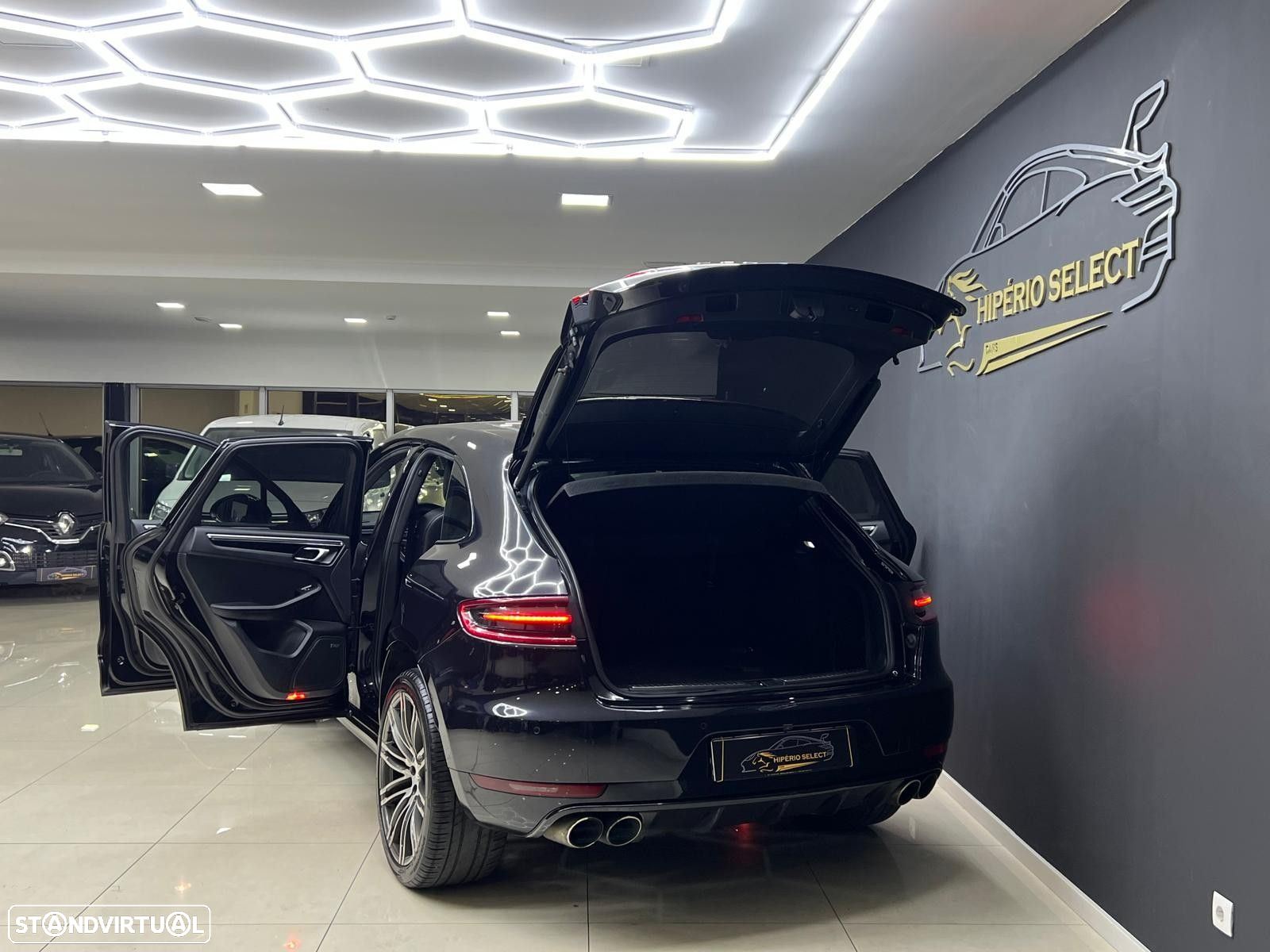 Porsche Macan S - 39