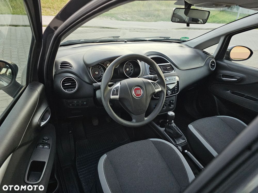 Fiat Punto 2012 ver-1-4-easy-s-s - 13