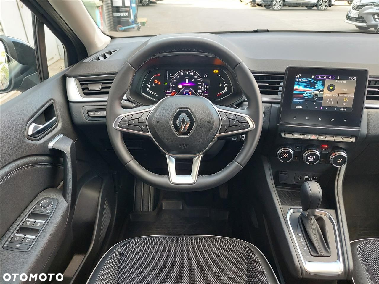 Renault Captur - 10