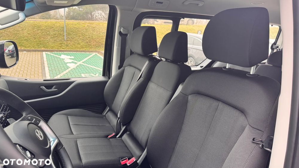 Hyundai Staria 1.6 T-GDI HEV Smart Business - 10