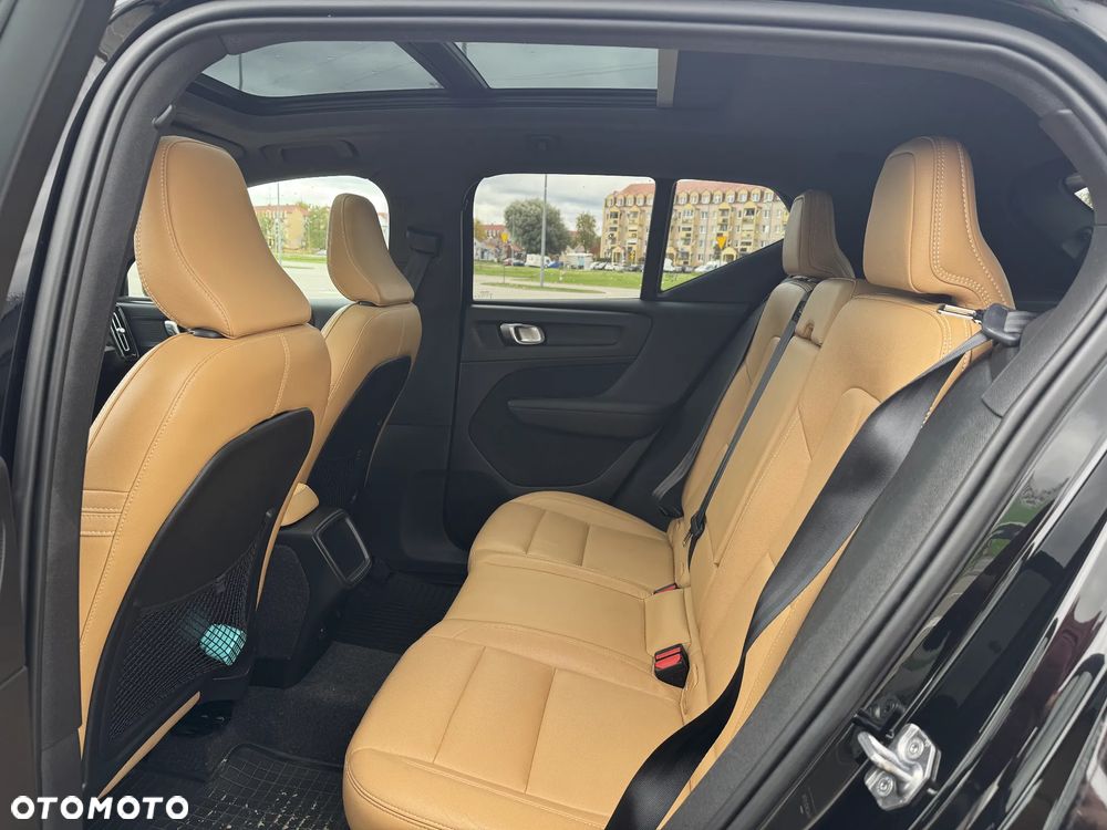 Volvo XC 40 T4 Momentum Pro - 11