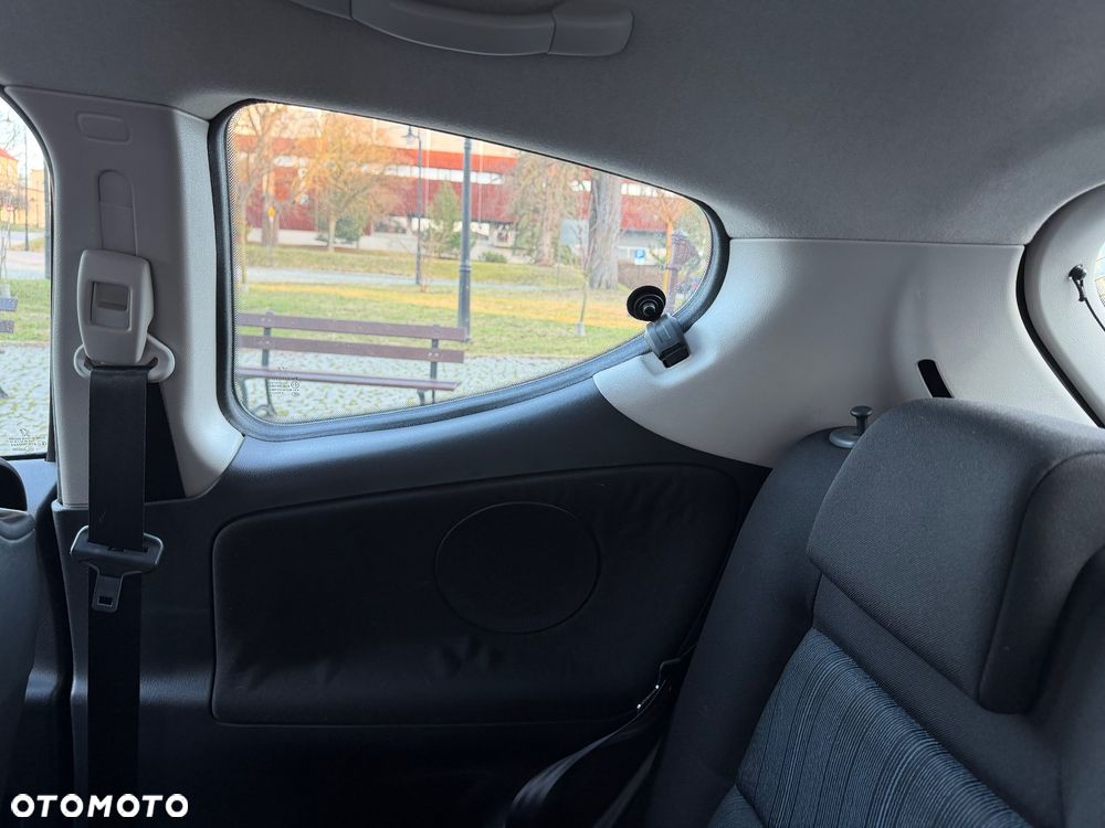 Peugeot 207 95 VTi Filou - 21