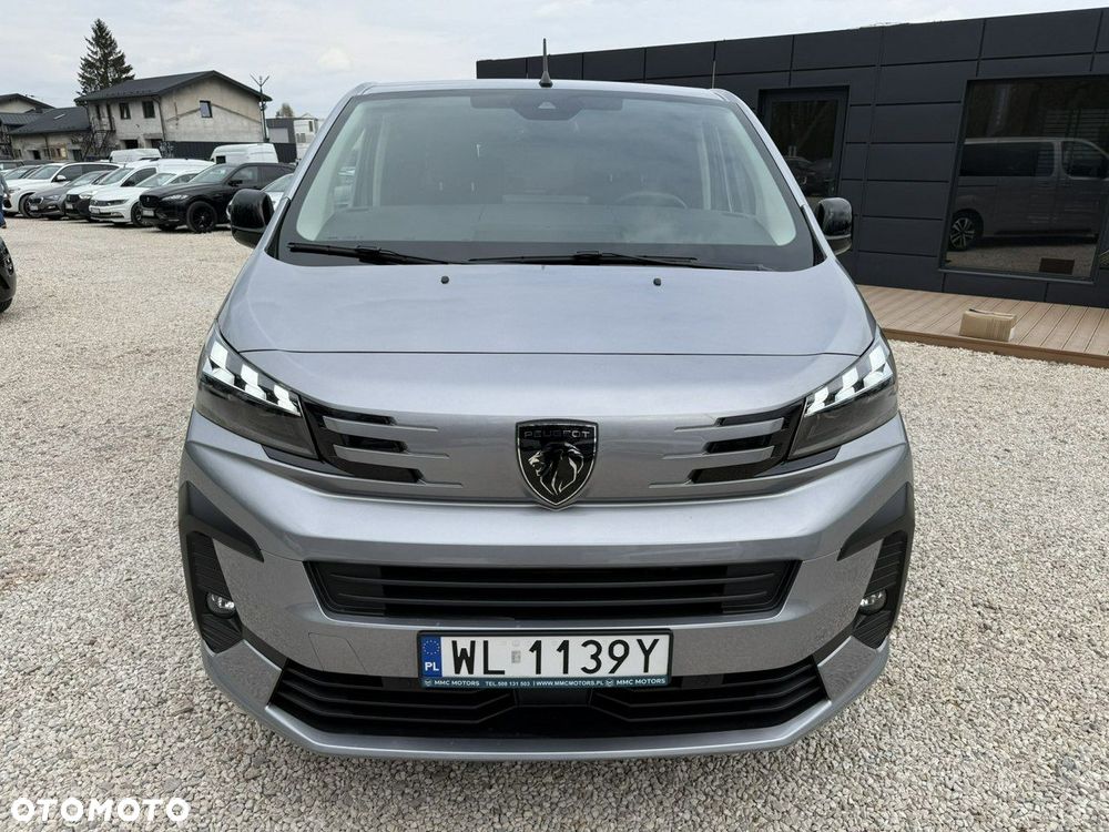 Peugeot Traveller - 9