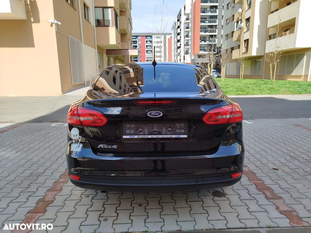 Ford Focus - 14