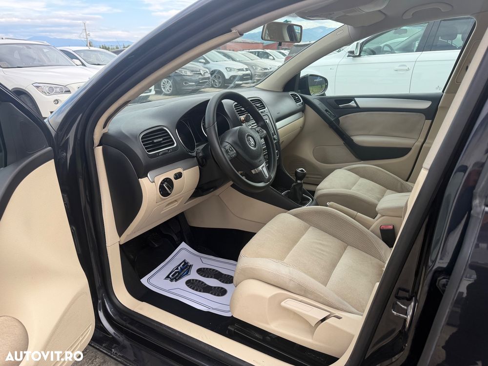 Volkswagen Golf 2.0 TDI DPF Exclusive - 7