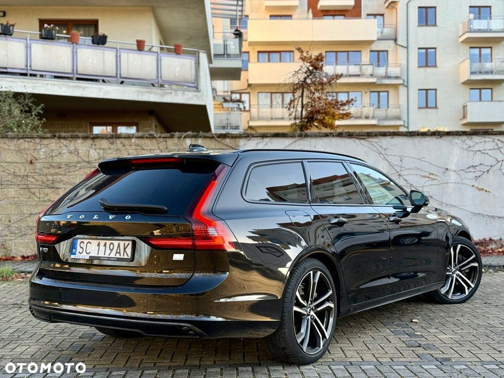 Volvo V90 T8 AWD Plug-In Hybrid R-Design - 12