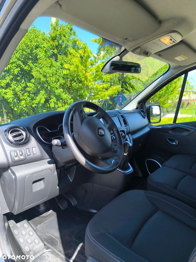 Renault Trafic Grand SpaceClass 2.0 dCi EDC - 11