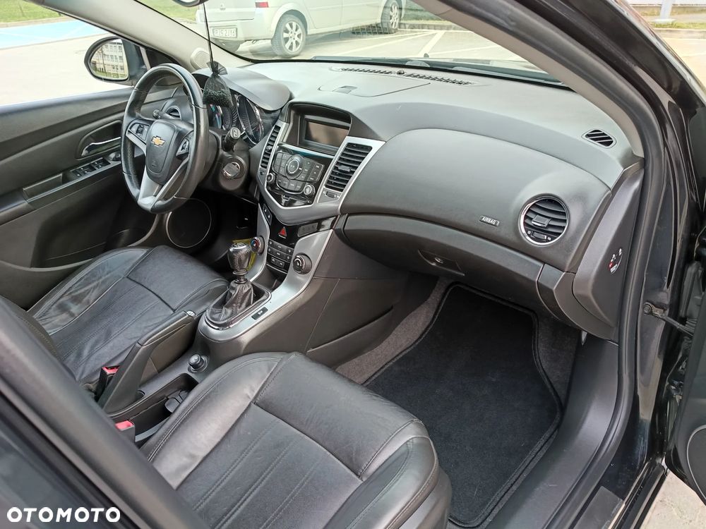 Chevrolet Cruze 1.8 LT - 7