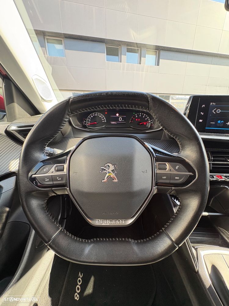 Peugeot 2008 - 9
