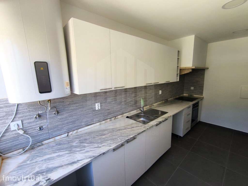 Apartamento T2 + 1 no centro de Sesimbra - Grande imagem: 3/14