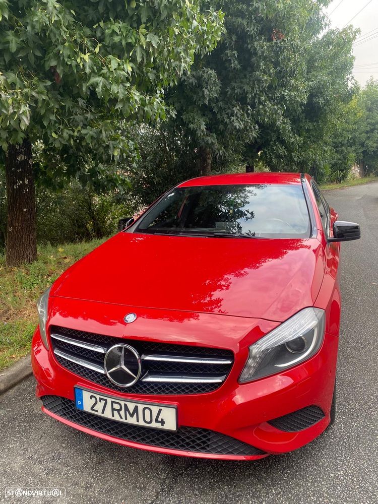 Mercedes-Benz A 180 CDI (BlueEFFICIENCY) Urban - 3