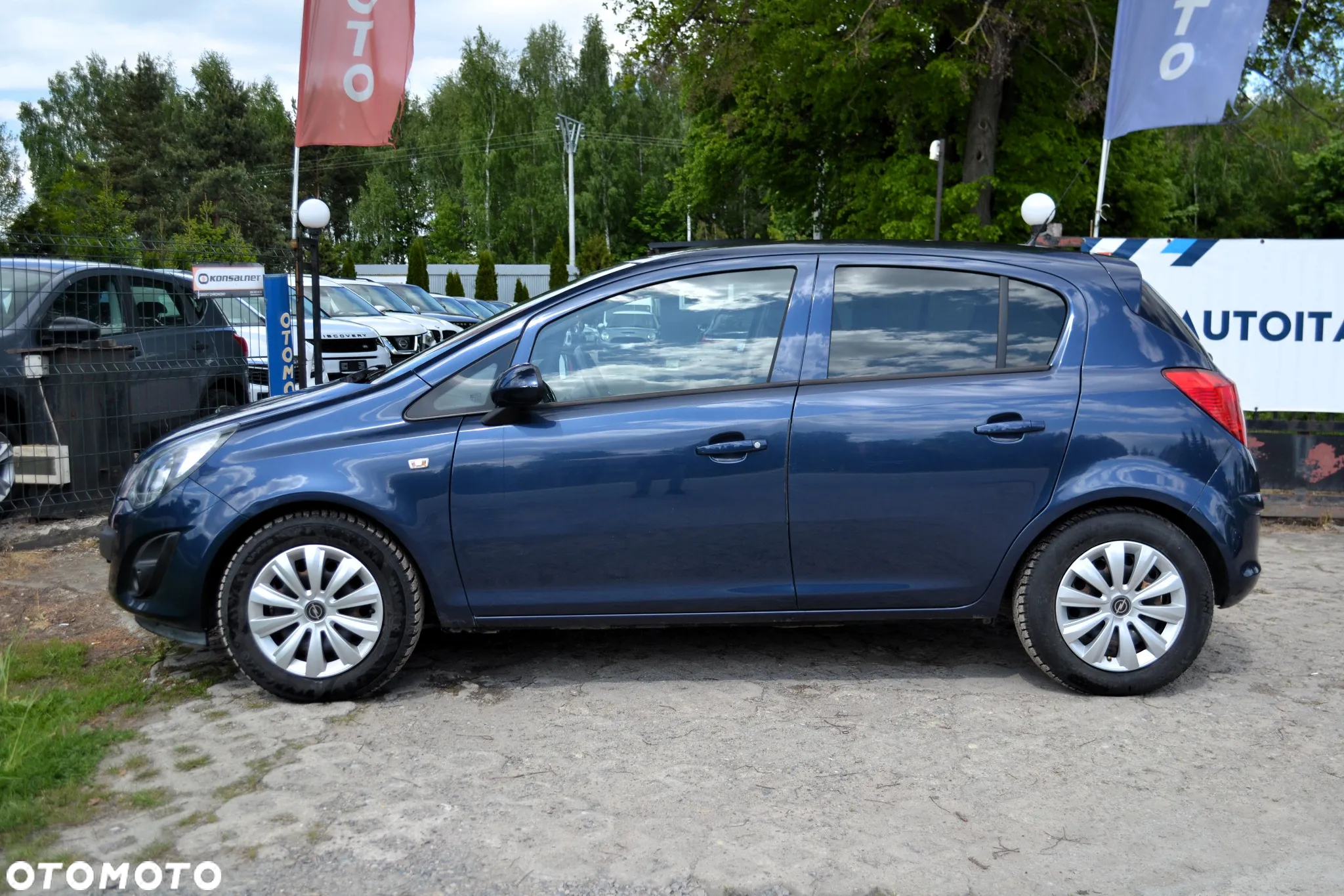 Opel Corsa 1.2 16V Essentia - 14