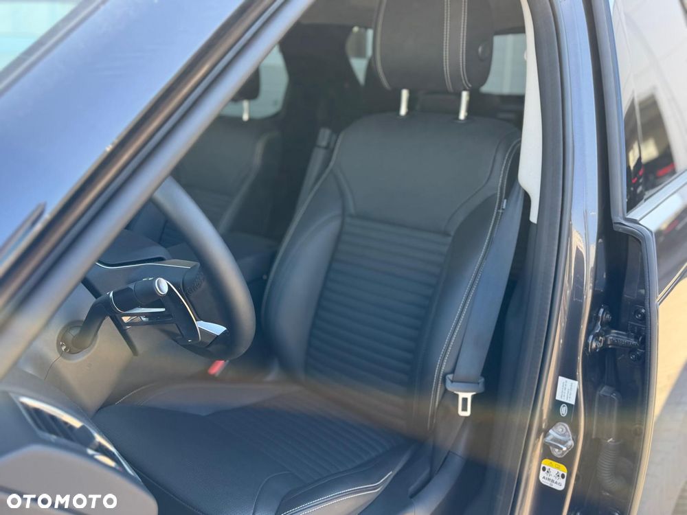 Land Rover Discovery 3.0 D250 mHEV S - 17