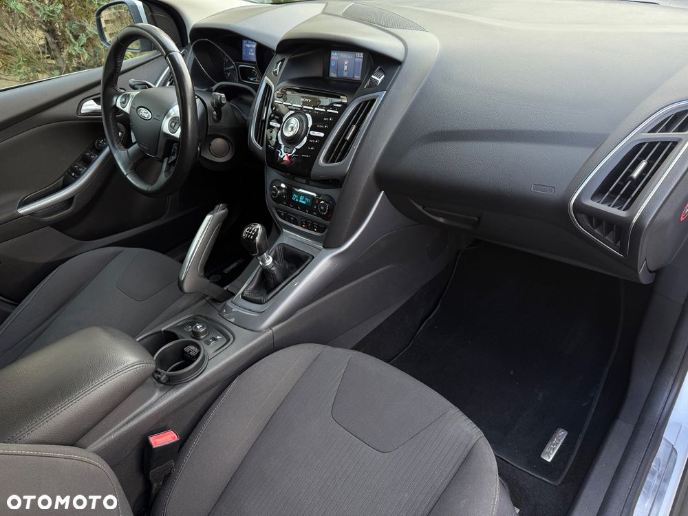 Ford Focus Turnier 1.6 EcoBoost Start-Stopp-System Titanium - 34