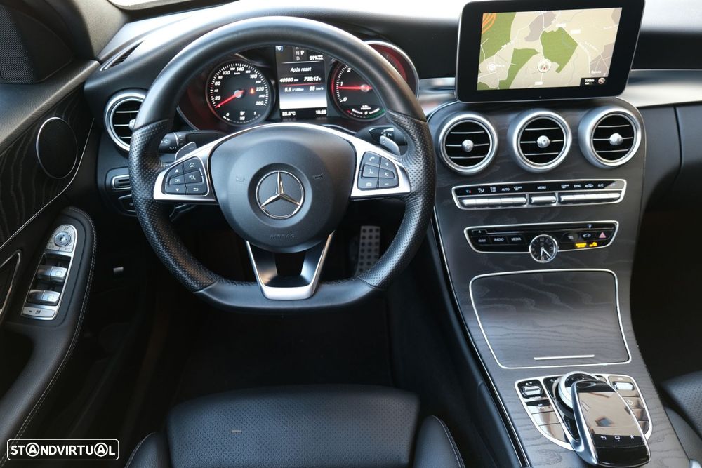 Mercedes-Benz C 300 h AMG Line - 10