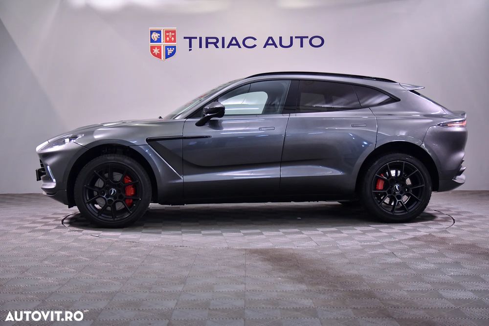 Aston Martin DBX - 2