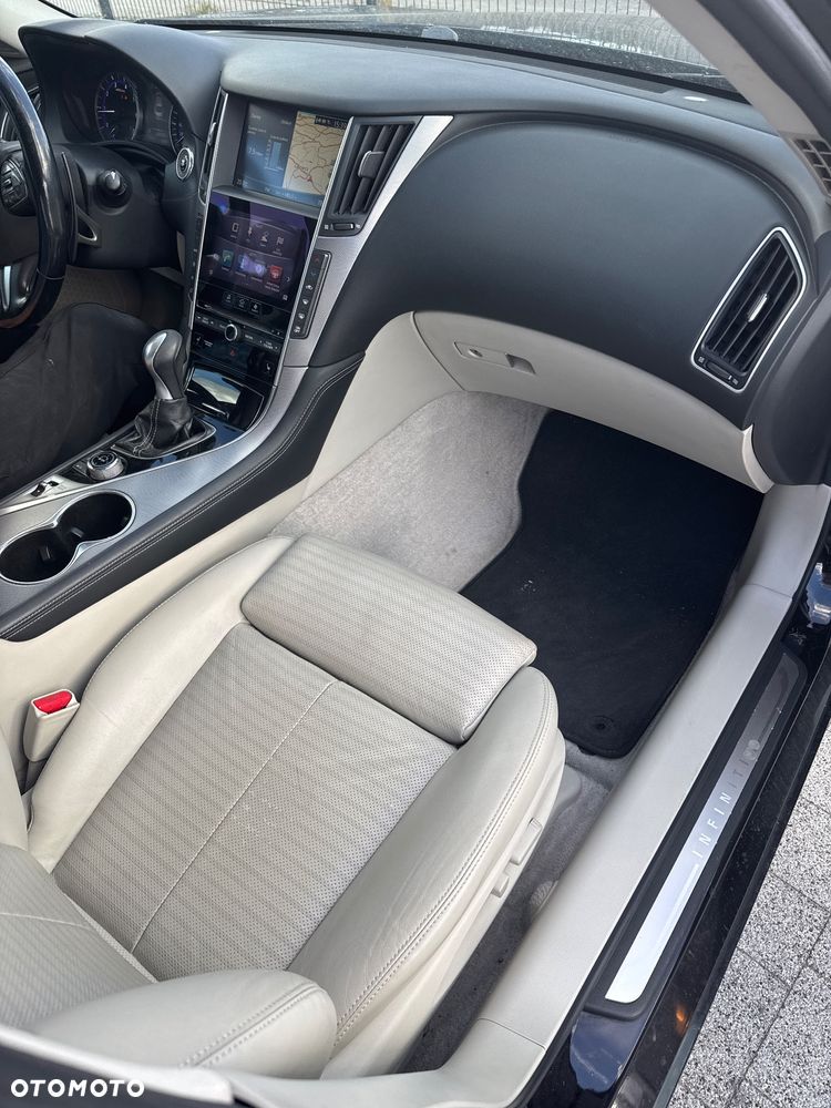Infiniti Q50 2.2d - 7