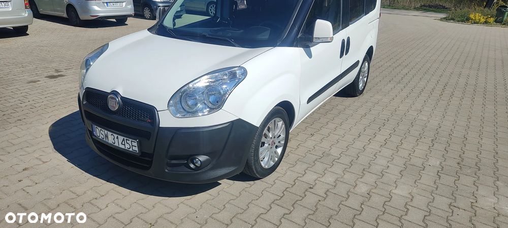 Fiat Doblo 2.0 Multijet 16V Emotion - 14
