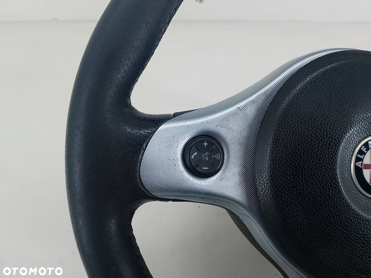 KIEROWNICA Z PODUSZKĄ ALFA ROMEO 159 - 2