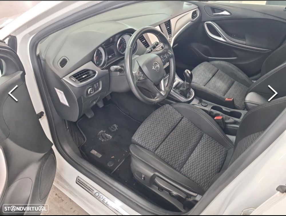 Opel Astra Sports Tourer 1.0 Turbo Start/Stop 120 Anos - 6