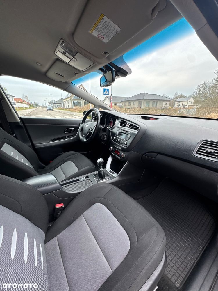 Kia Ceed 1.6 GDI L - 9