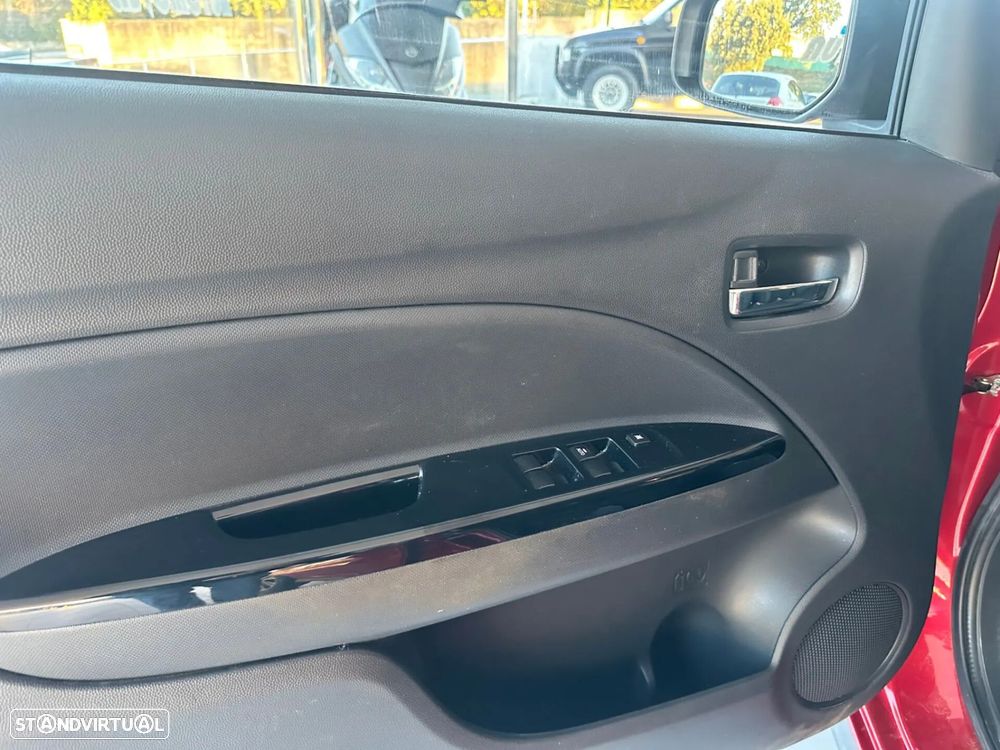 Mitsubishi Space Star 1.2 Intense Connect Edition - 10