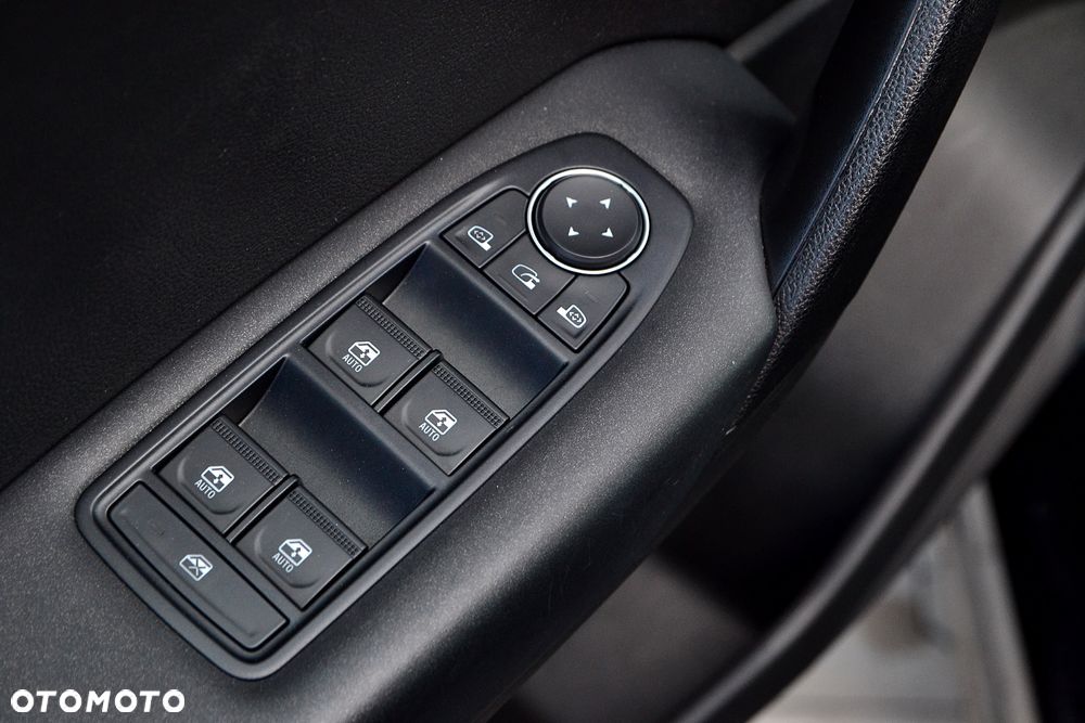 Renault Captur - 21