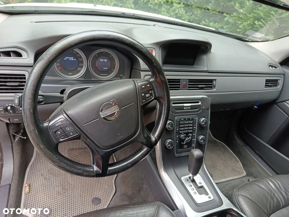 Volvo XC 70 - 6