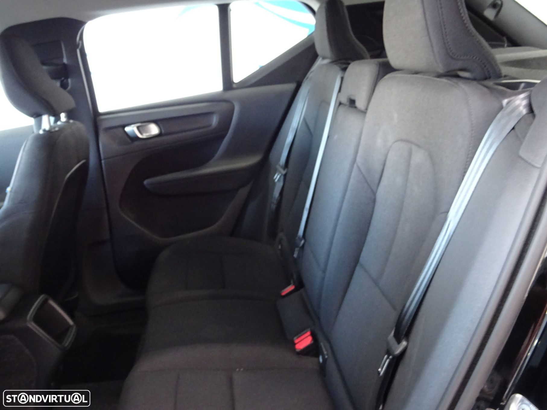 Volvo XC 40 2.0 D3 Momentum - 5