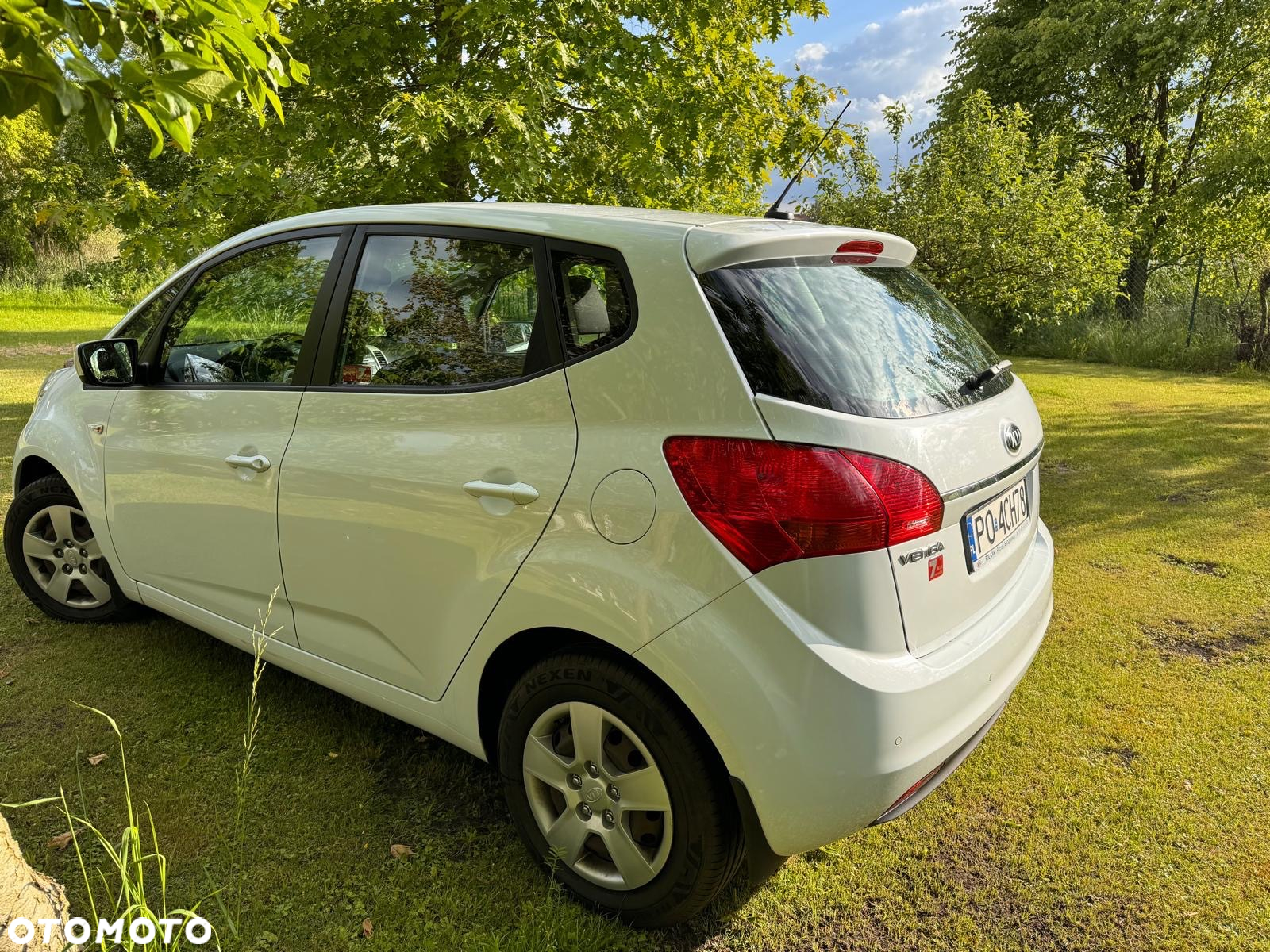 Kia Venga - 5