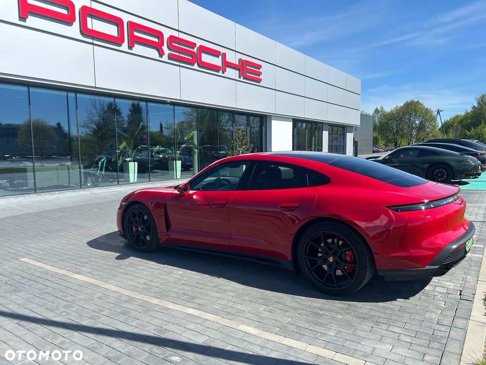 Porsche Taycan - 19