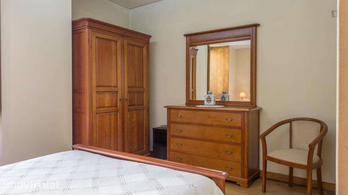 Quarto - localizado em Vila nova de gaia - Grande imagem: 3/26