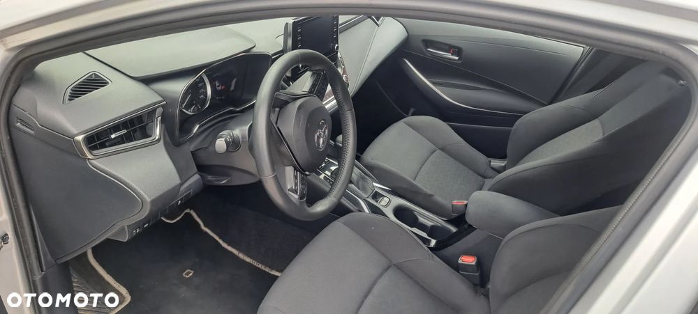 Toyota Corolla 1.8 Hybrid Comfort - 4