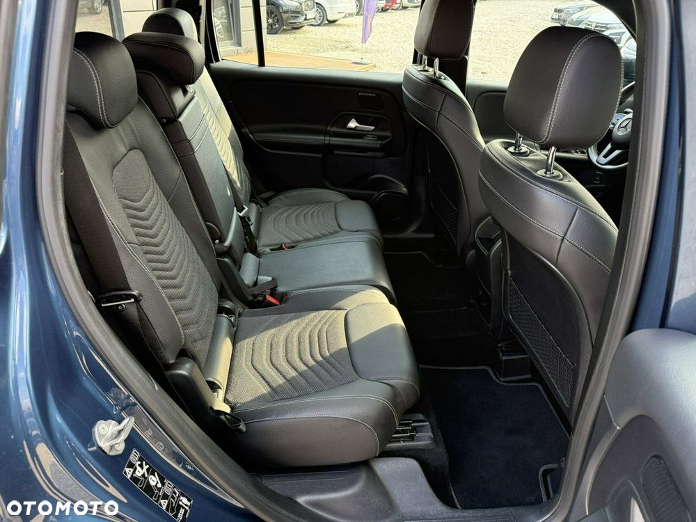 Mercedes-Benz GLB 200 7G-DCT - 17