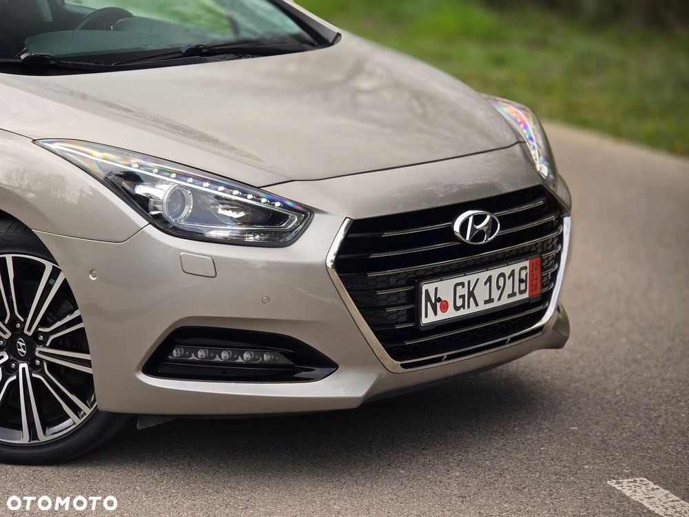 Hyundai i40 Kombi blue 1.7 CRDi DCT Premium - 35