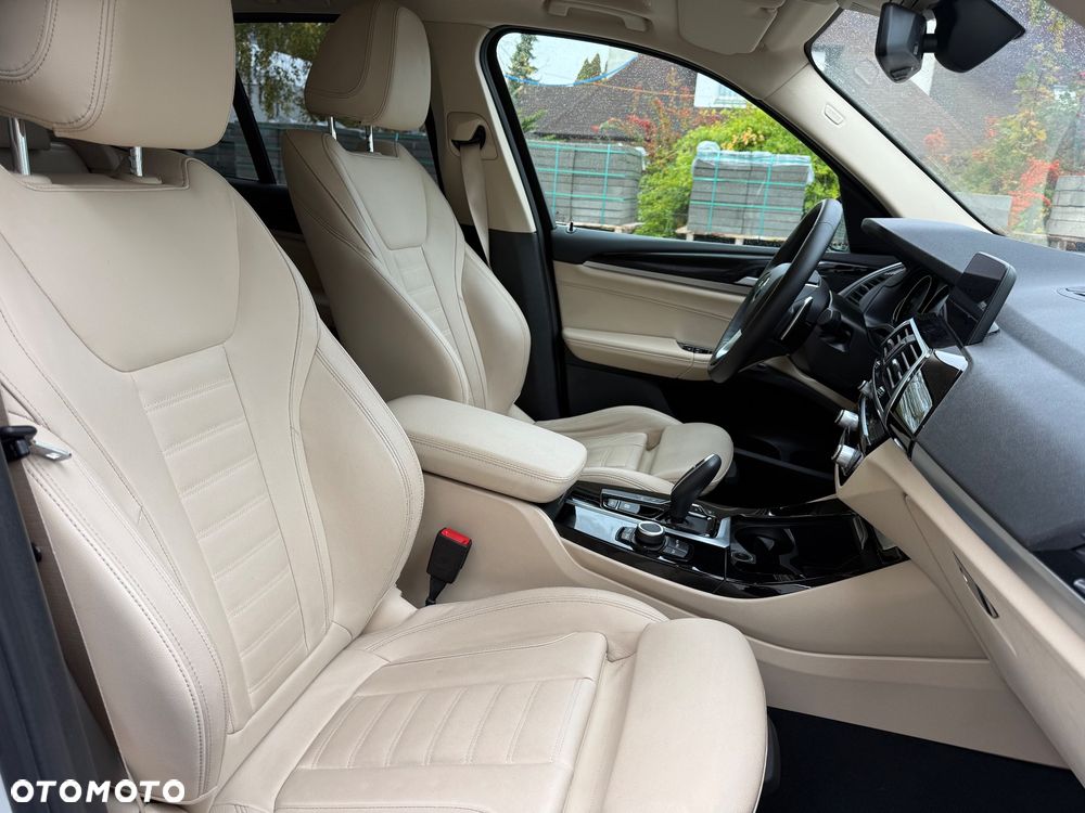 BMW X3 xDrive20d xLine - 18