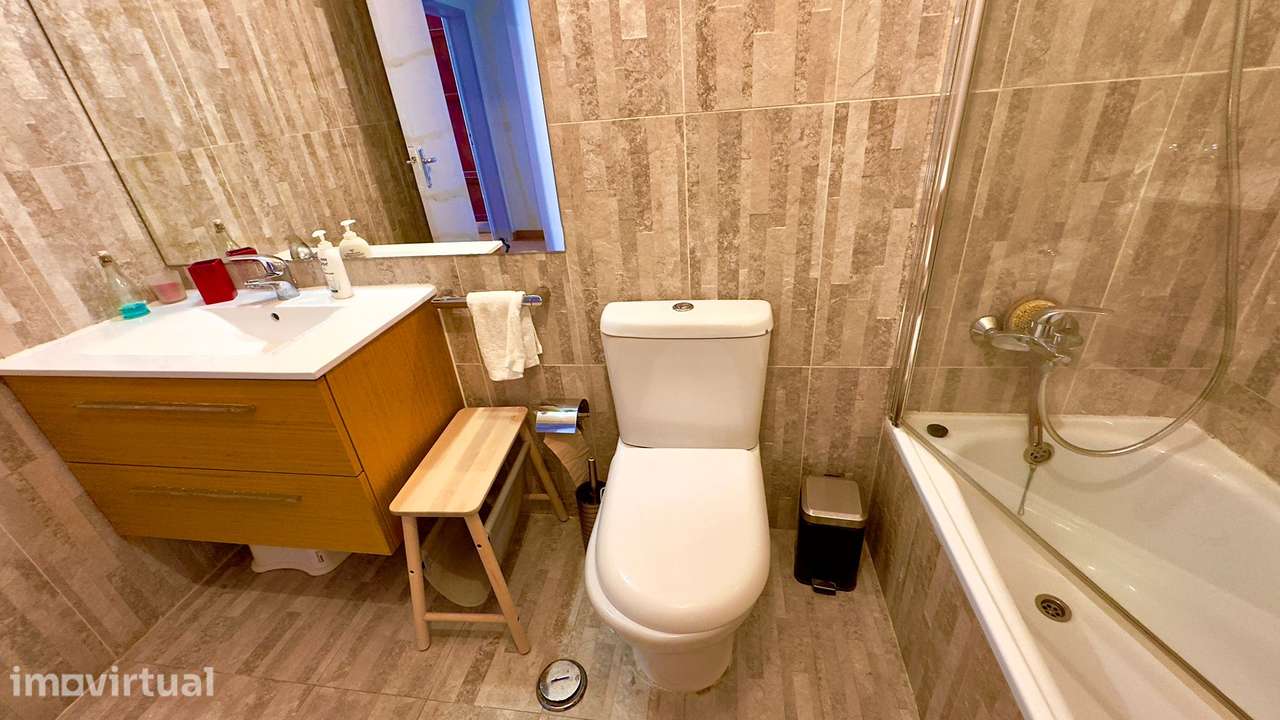 Apartamento T2+1 - 110 m2 - equipado e mobilado - Misericórdia - Grande imagem: 4/15