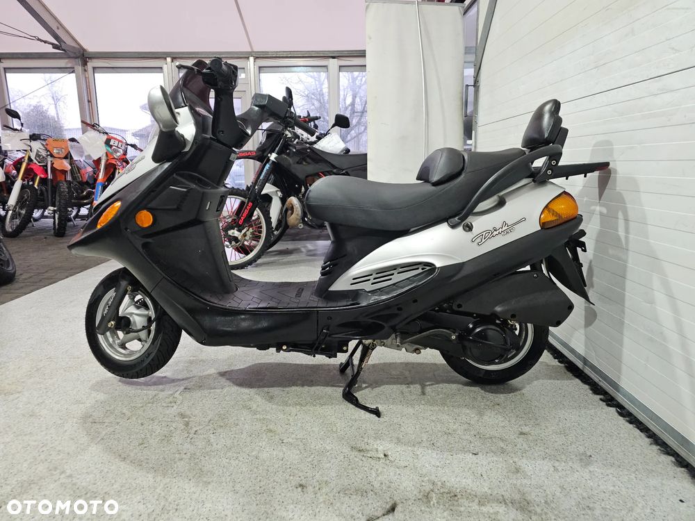 Kymco Dink - 11