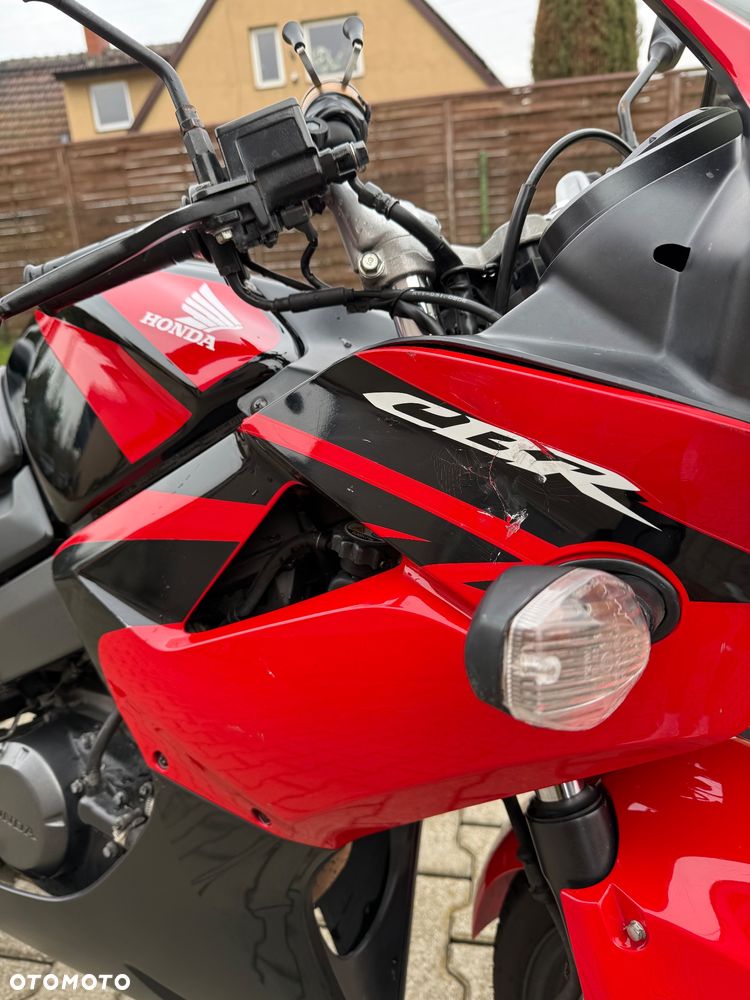 Honda CBR - 13