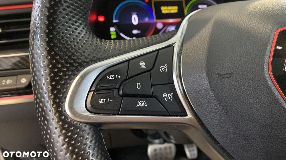 Renault Arkana 1.6 E-TECH R.S Line MMT - 22