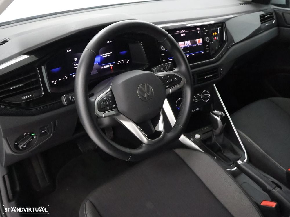 Volkswagen Taigo 1.0 TSI Urban DSG — fotografia 12
