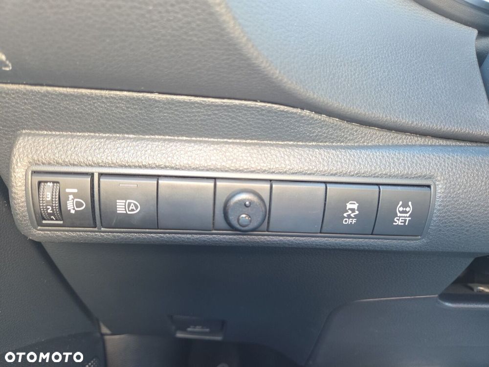 Toyota Corolla 1.8 Hybrid Comfort - 23