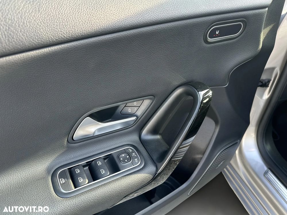 Mercedes-Benz A 200 7G-DCT - 15