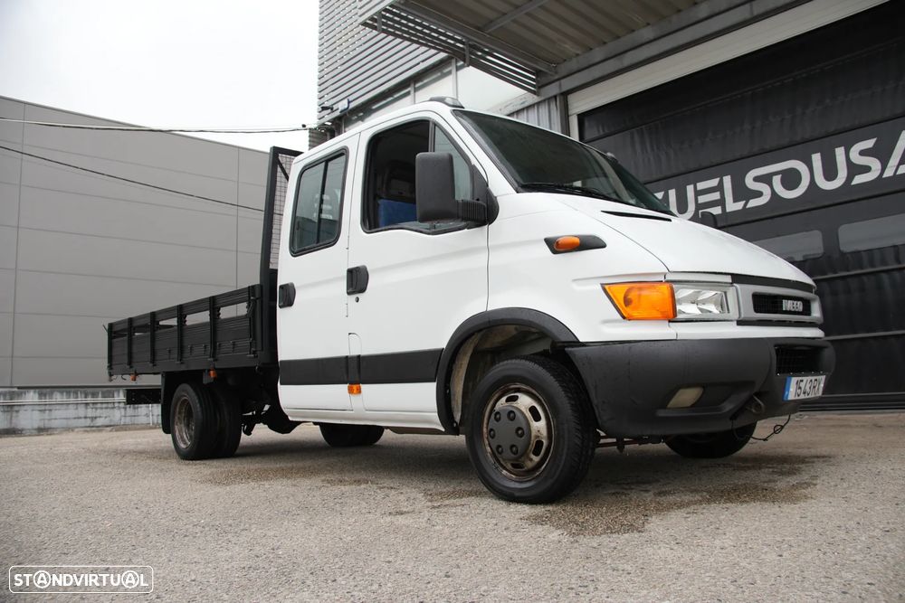 Iveco Daily 35C11 2.8TD 105cv 7Lugares - 1