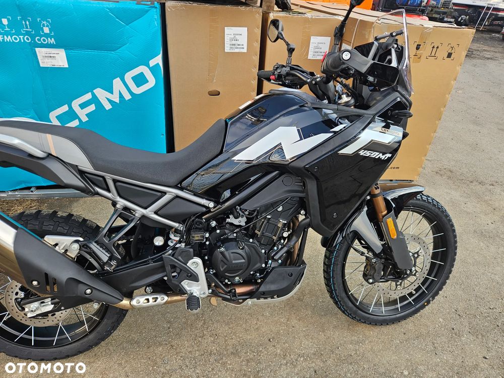 CFMoto MT - 19
