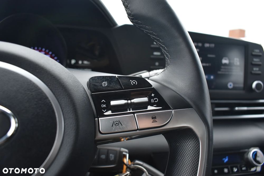 Hyundai Elantra 1.6 Smart CVT - 25