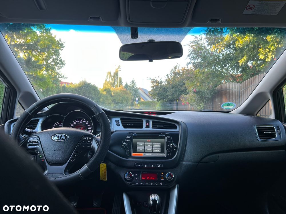 Kia Ceed 1.6 GDI Platinum Edition - 33