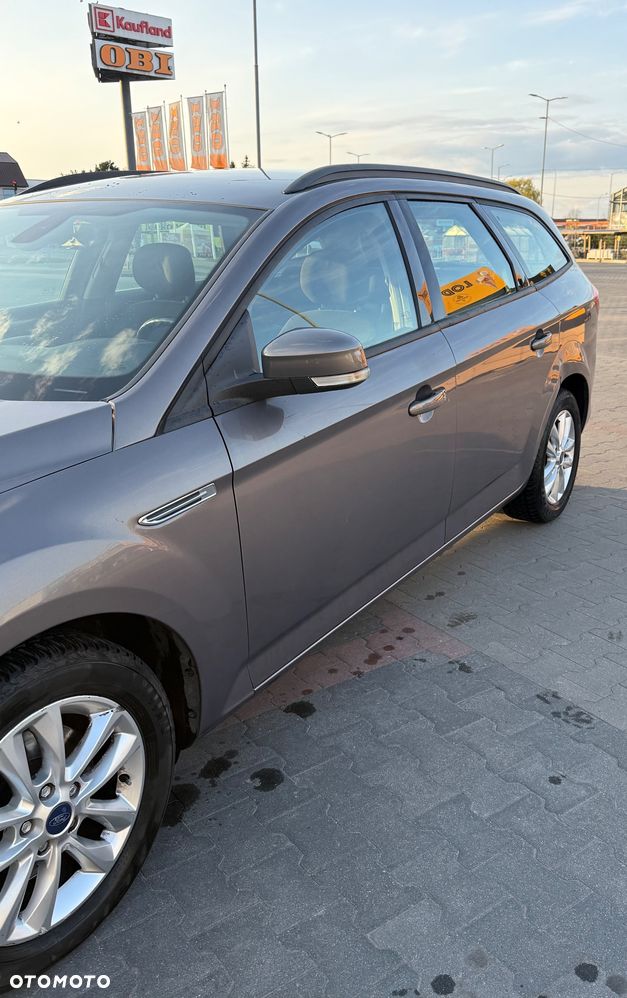 Ford Mondeo 1.6 T Gold X - 4